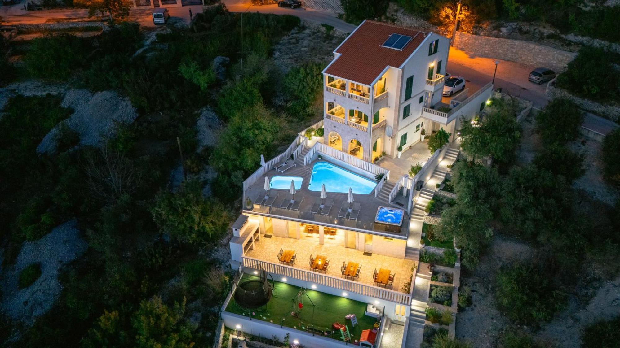 Villa Hills Макарська Екстер'єр фото